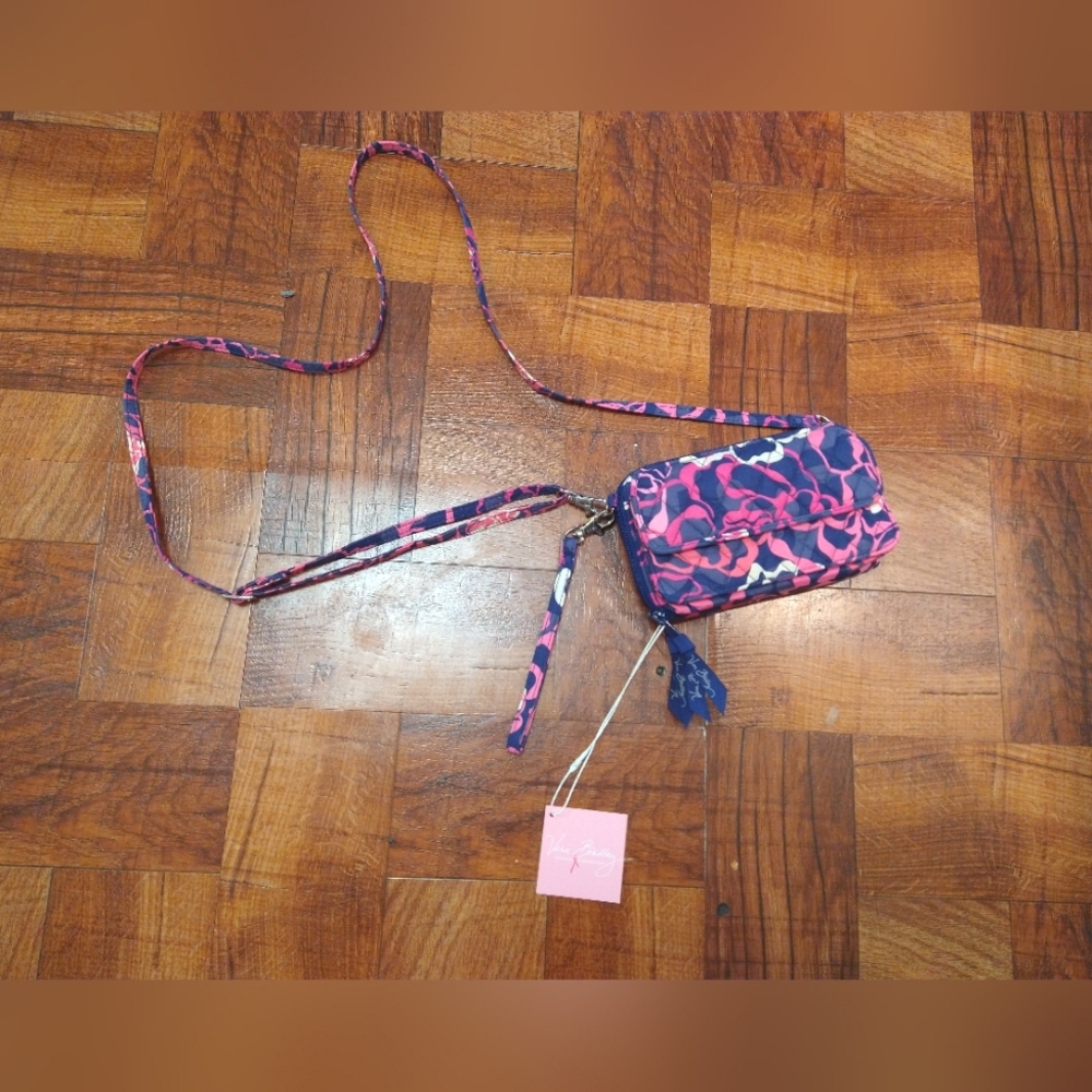 NWT Vera Bradley Katalina Pink Blue All-in-one Crossbody Quilted Wallet Wristlet
